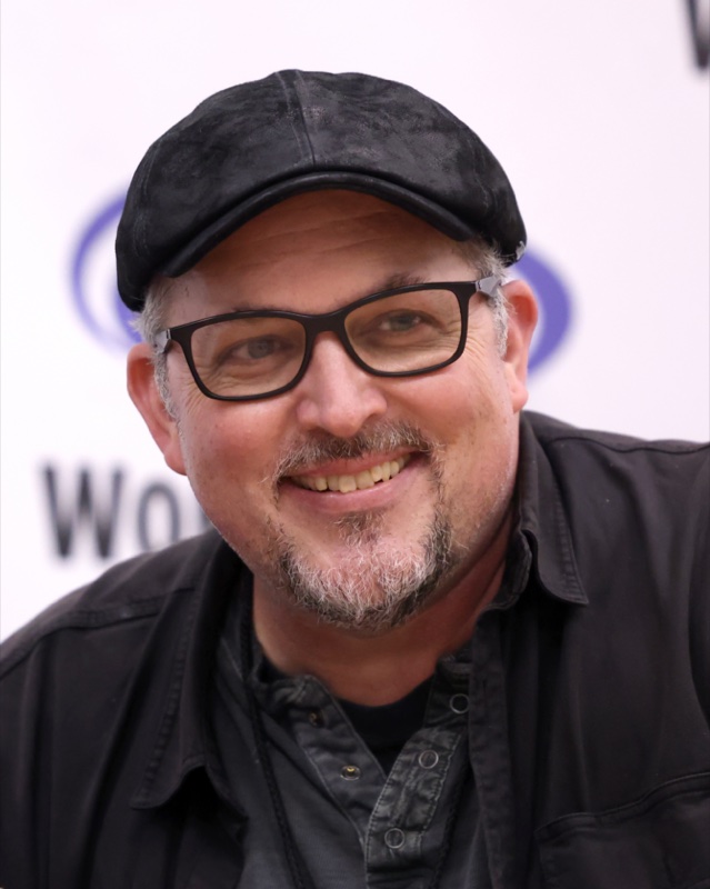 Darick Robertson